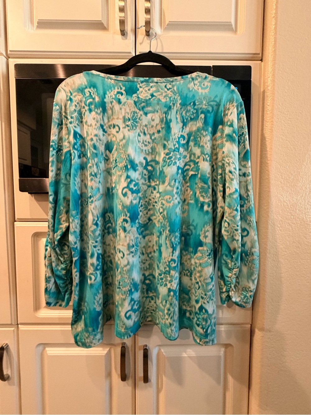 Chico's Turquoise and White Patterned Scoop Neck Long Sleeve Top - Picture 2 of 4